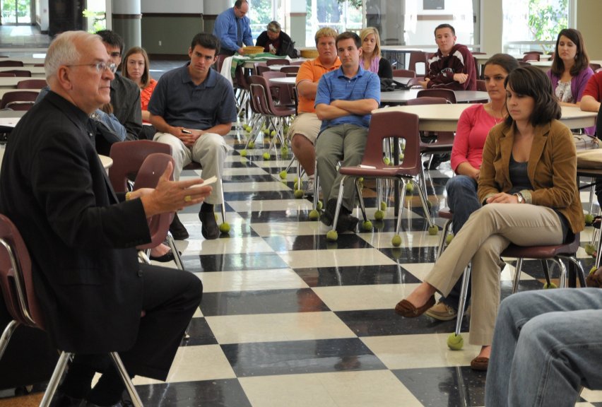 On Sept. 23 Archbishop Joseph E. Kurtz celebrated the annual Young Adult Mass at Holy Spirit Church, Louisville, before a crowd of about 65. Following the Mass, the archbishop held a “listening session” with the group about the upcoming 13th Ordinary Synod of Bishops to be held in Rome next month.